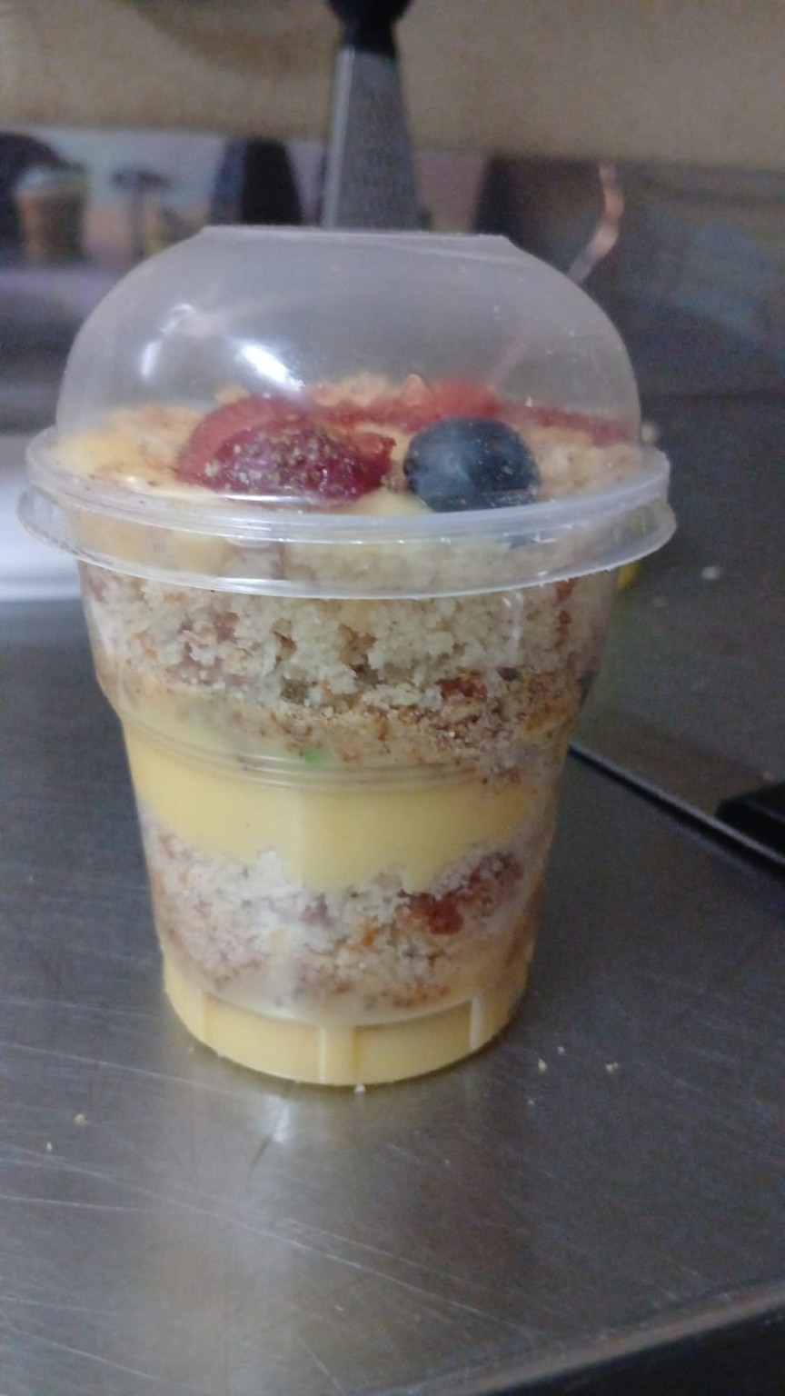 Layered dessert cup